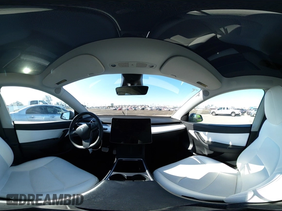 2022 Tesla Model Y Performance z VIN 7SAYGDEF2NF490794, wystawiony jako IAAI lot #42218742 z przebiegiem 41 402 mil mil oraz . Historia ofert i sprzedaży dostępna na DreamBid. Obrazek 20.