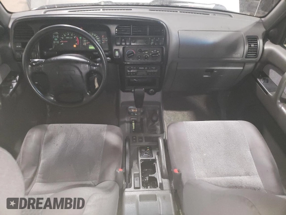 1999 Isuzu Trooper S z VIN JACDJ58X8X7915370, wystawiony jako Copart lot #83466824 z przebiegiem 143 588 mil mil oraz Czysty tytuł • Clean title. Historia ofert i sprzedaży dostępna na DreamBid. Obrazek 8.