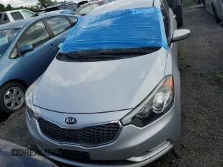 2016 Kia Forte LX z VIN KNAFK5A83G5647749, wystawiony jako Copart lot #47702034 z przebiegiem 75 492 mil mil oraz Szkoda całkowita • Salvage title. Historia ofert i sprzedaży dostępna na DreamBid. Obrazek 5.