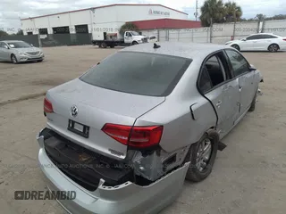 2015 Volkswagen Jetta S с VIN 3VW2K7AJXFM216525, выставлен на аукционе IAAI как лот 23542996 с пробегом 38 403 миль миль и . История ставок и продаж доступна на DreamBid. Изображение 6.