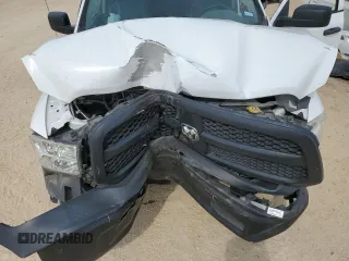 2020 Ram 1500 Tradesman z VIN 1C6RR6FG5LS128402, wystawiony jako Copart lot #53482865 z przebiegiem 114 656 mil mil oraz Szkoda całkowita • Salvage title. Historia ofert i sprzedaży dostępna na DreamBid. Obrazek 11.