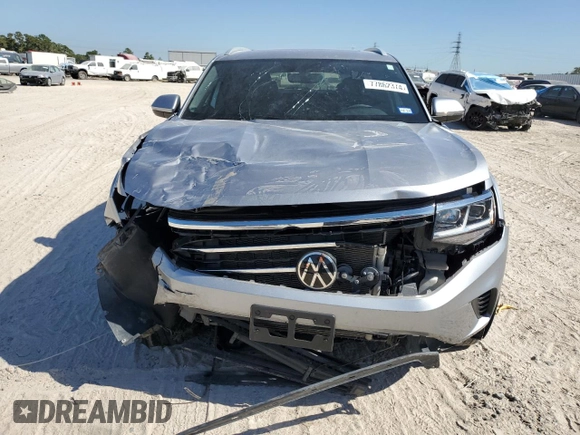 2022 Volkswagen Atlas SE with VIN 1V2JC2CA9NC230068, listed as a Copart auction lot 77862374 with 37,343 mi miles and Salvage title. Bid and sale history available at DreamBid. Image 5.