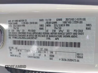 2020 Ford Escape Titanium z VIN 1FMCU9J90LUA39747, wystawiony jako IAAI lot #42369890 z przebiegiem 31 425 mil mil oraz . Historia ofert i sprzedaży dostępna na DreamBid. Obrazek 9.