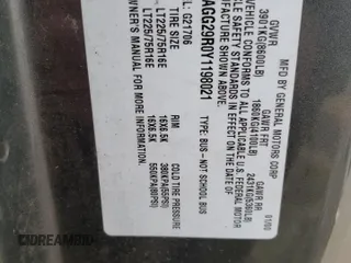 2000 Chevrolet Express with VIN 1GAGG29R0Y1198021, listed as a Copart auction lot 42247065 with Not Provided miles and Salvage Title. Bid and sale history available at carsss.com. Image 15.