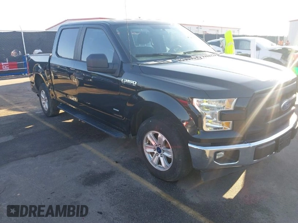 2017 Ford F-150 XL with VIN 1FTEW1CP1HFB17419, listed as a IAAI auction lot 41570543 with 237,373 mi miles. Bid and sale history available at carsss.com. Image 1.