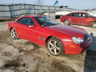 2005 Mercedes-Benz SL 500 z VIN WDBSK75F75F094745, wystawiony jako Copart lot #43600645 z przebiegiem Nie podano mil oraz Szkoda całkowita • Salvage title. Historia ofert i sprzedaży dostępna na DreamBid. Obrazek 4.