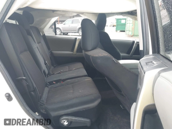 2010 Toyota 4Runner SR5 z VIN JTEZU5JR7A5008313, wystawiony jako IAAI lot #42242277 z przebiegiem 276 484 mil mil oraz . Historia ofert i sprzedaży dostępna na DreamBid. Obrazek 8.