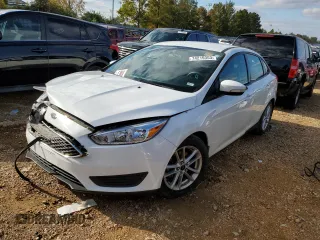 2016 Ford Focus SE z VIN 1FADP3F28GL253587, wystawiony jako Copart lot #74219353 z przebiegiem 105 367 mil mil oraz Szkoda całkowita • Salvage title. Historia ofert i sprzedaży dostępna na DreamBid. Obrazek 1.