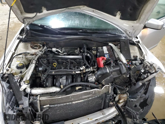 2010 Mercury Milan with VIN 3MEHM0HA8AR657438, listed as a Copart auction lot 74425294 with 101,446 mi miles and Salvage Title. Bid and sale history available at carsss.com. Image 11.