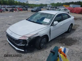 2024 Hyundai Elantra SEL с VIN KMHLM4DG0RU672240, выставлен на аукционе IAAI как лот 42190278 с пробегом 28 084 миль миль и . История ставок и продаж доступна на DreamBid. Изображение 2.