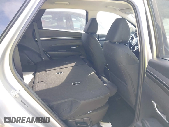 2024 Hyundai Tucson SEL with VIN 5NMJBCDE9RH345305, listed as a IAAI auction lot 42054135 with 33,947 mi miles. Bid and sale history available at carsss.com. Image 8.