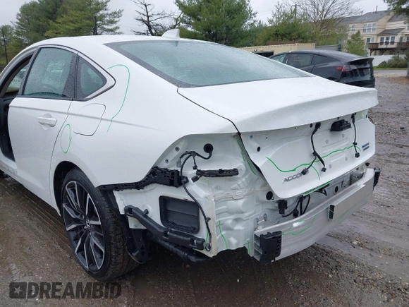 2024 Honda Accord Touring с VIN 1HGCY2F80RA090757, выставлен на аукционе IAAI как лот 41999518 с пробегом 3 862 миль миль и . История ставок и продаж доступна на DreamBid. Изображение 19.