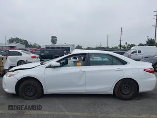 2017 Toyota Camry XLE z VIN 4T1BF1FK1HU814342, wystawiony jako IAAI lot #42433534 z przebiegiem 24 873 mil mil oraz . Historia ofert i sprzedaży dostępna na DreamBid. Obrazek 14.