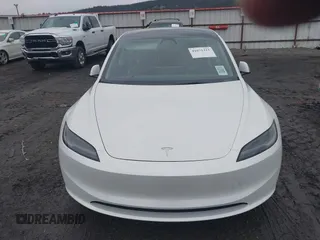 2025 Tesla Model 3 Long Range with VIN 5YJ3E1EB9SF890212, listed as a IAAI auction lot 41671411 with 3 mi miles and . Bid and sale history available at DreamBid. Image 12.