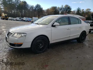 2008 Volkswagen Passat VR6 z VIN WVWDU73C18E042907, wystawiony jako Copart lot #88163055 z przebiegiem 166 202 mil mil oraz Tytuł czysty. Historia ofert i sprzedaży dostępna na DreamBid. Obrazek 1.