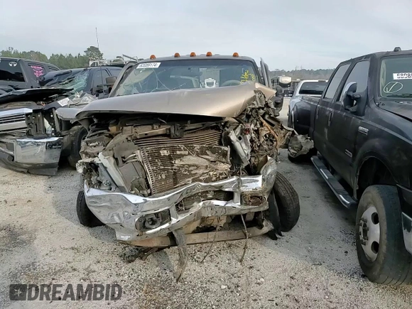 2003 Ford F-350 XL with VIN 1FTWW33F13EA05631, listed as a Copart auction lot 82089174 with 365,768 mi miles and Salvage Title. Bid and sale history available at DreamBid. Image 11.