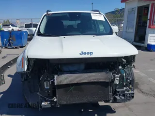 2017 Jeep Renegade Latitude with VIN ZACCJABB6HPE57027, listed as a IAAI auction lot 42561087 with 39,564 mi miles and . Bid and sale history available at DreamBid. Image 6.