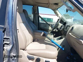 2003 Ford Expedition Eddie Bauer with VIN 1FMFU18L43LC14832, listed as a IAAI auction lot 42580043 with 167,130 mi miles and . Bid and sale history available at DreamBid. Image 5.