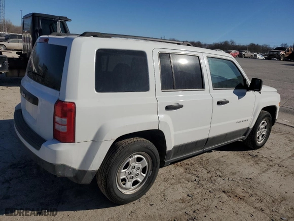 2015 Jeep Patriot Altitude Edition with VIN 1C4NJPBA9FD409813, listed as a Copart auction lot 47410345 with 177,676 mi miles and Salvage Title. Bid and sale history available at carsss.com. Image 3.