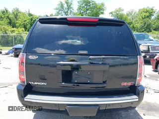 2014 GMC Yukon Denali z VIN 1GKS1EEF0ER217152, wystawiony jako IAAI lot #42269157 z przebiegiem 196 023 mil mil oraz . Historia ofert i sprzedaży dostępna na DreamBid. Obrazek 16.