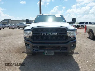 2022 Ram 2500 Tradesman with VIN 3C6UR5HJ4NG345415, listed as a IAAI auction lot 42565756 with 131,495 mi miles and . Bid and sale history available at DreamBid. Image 6.