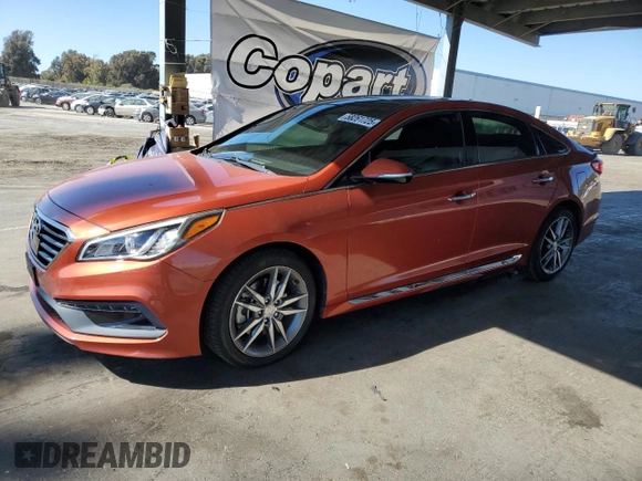 2015 Hyundai Sonata Limited z VIN 5NPE34AB2FH081938, wystawiony jako Copart lot #58261725 z przebiegiem 93 051 mil mil oraz Szkoda całkowita • Salvage title. Historia ofert i sprzedaży dostępna na DreamBid. Obrazek 1.
