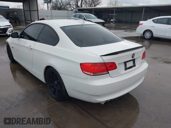 2010 BMW 3 Series 328i with VIN WBAWB3C57AP138864, listed as a IAAI auction lot 41507300 with 129,657 mi miles. Bid and sale history available at carsss.com. Image 3.