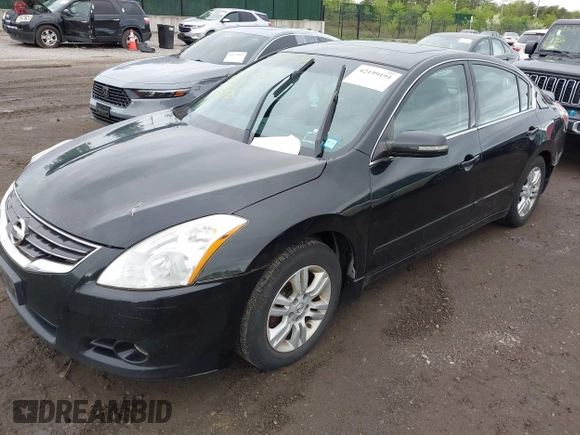 2011 Nissan Altima 2.5 S with VIN 1N4AL2APXBN473385, listed as a IAAI auction lot 42199191 with 255,902 mi miles. Bid and sale history available at carsss.com. Image 6.