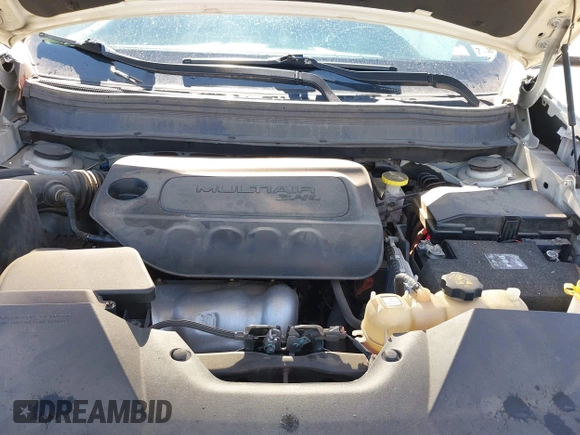 2019 Jeep Cherokee Latitude Plus with VIN 1C4PJLLB2KD296144, listed as a IAAI auction lot 41681051 with 199,698 mi miles and . Bid and sale history available at DreamBid. Image 10.