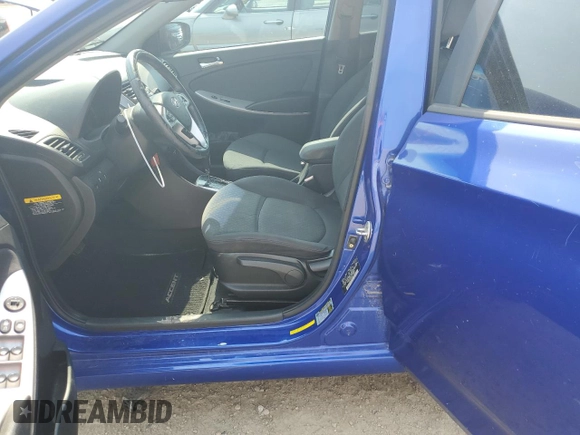 2012 Hyundai Accent SE with VIN KMHCU5AE0CU038264, listed as a Copart auction lot 48112185 with 0 mi miles and Non Repairable. Bid and sale history available at carsss.com. Image 7.