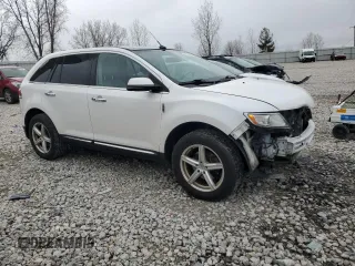 2013 Lincoln MKX with VIN 2LMDJ8JK7DBL18599, listed as a Copart auction lot 53031895 with 122,355 mi miles and Clean Title. Bid and sale history available at carsss.com. Image 4.