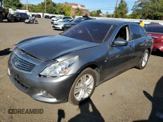 2015 Infiniti Q40 with VIN JN1CV6AR5FM522318, listed as a Copart auction lot 42323984 with 70,348 mi miles and Non Repairable. Bid and sale history available at carsss.com. Image 1.