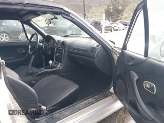 2002 Mazda MX-5 Miata Cloth with VIN JM1NB353X20223041, listed as a IAAI auction lot 41740060 with 177,934 mi miles and . Bid and sale history available at DreamBid. Image 5.