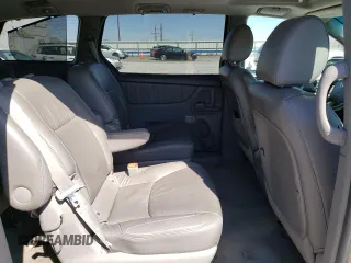 2010 Toyota Sienna XLE z VIN 5TDDK4CC8AS033268, wystawiony jako Copart lot #48503455 z przebiegiem 134 959 mil mil oraz Szkoda całkowita • Salvage title. Historia ofert i sprzedaży dostępna na DreamBid. Obrazek 11.