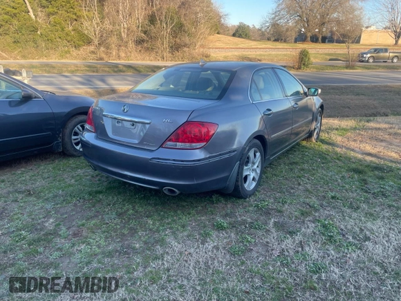 2008 Acura RL with VIN JH4KB16538C002216, listed as a Copart auction lot 85506324 with 254,904 mi miles and Clean Title. Bid and sale history available at DreamBid. Image 4.