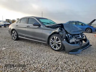 2018 Mercedes-Benz C 300 z VIN 55SWF4JB7JU263457, wystawiony jako Copart lot #58995055 z przebiegiem 78 538 mil mil oraz Szkoda całkowita • Salvage title. Historia ofert i sprzedaży dostępna na DreamBid. Obrazek 4.
