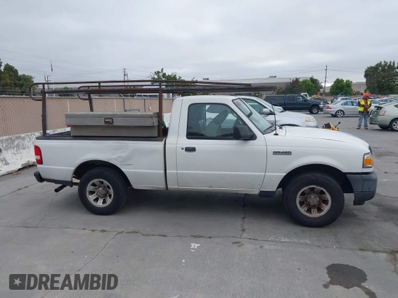 2011 Ford Ranger XL с VIN 1FTKR1AD8BPA12302, выставлен на аукционе IAAI как лот 42597100 с пробегом 254 261 миль миль и . История ставок и продаж доступна на DreamBid. Изображение 13.