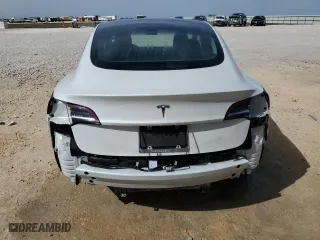 2022 Tesla Model 3 with VIN 5YJ3E1EA2NF285959, listed as a Copart auction lot 47994635 with 124,180 mi miles and Clean Title. Bid and sale history available at carsss.com. Image 6.