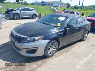 2013 Kia Optima LX z VIN KNAGM4A76D5302789, wystawiony jako IAAI lot #42244688 z przebiegiem Nie podano mil oraz . Historia ofert i sprzedaży dostępna na DreamBid. Obrazek 2.