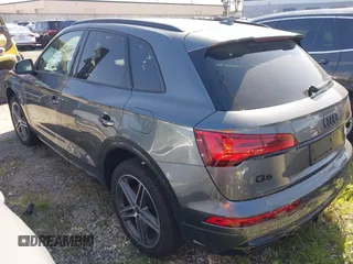 2024 Audi Q5 S line Premium Plus с VIN WA1E2AFY3R2095166, выставлен на аукционе IAAI как лот 41652110 с пробегом 531 миль миль и . История ставок и продаж доступна на DreamBid. Изображение 3.