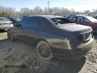 2018 Mercedes-Benz E 300 z VIN WDDZF4KB3JA304789, wystawiony jako Copart lot #46214295 z przebiegiem 100 543 mil mil oraz Szkoda całkowita • Salvage title. Historia ofert i sprzedaży dostępna na DreamBid. Obrazek 2.