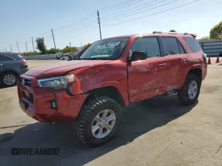 2021 Toyota 4Runner SR5 с VIN JTEEU5JR1M5236911, выставлен на аукционе Copart как лот 53639835 с пробегом 48 210 миль миль и Списание • Salvage title. История ставок и продаж доступна на DreamBid. Изображение 1.