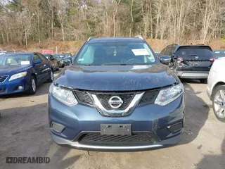 2015 Nissan Rogue S with VIN 5N1AT2MV9FC917132, listed as a IAAI auction lot 41768468 with 110,797 mi miles. Bid and sale history available at carsss.com. Image 12.