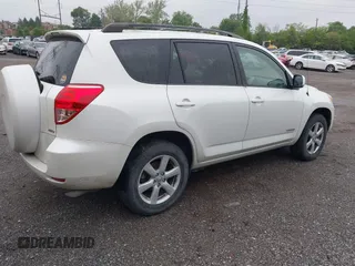 2008 Toyota RAV4 Ltd with VIN JTMBD31V085181155, listed as a IAAI auction lot 42194571 with 164,764 mi miles. Bid and sale history available at carsss.com. Image 4.