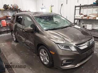 2019 Honda Odyssey EX-L with VIN 5FNRL6H73KB135075, listed as a IAAI auction lot 41908515 with 61,426 mi miles. Bid and sale history available at carsss.com. Image 6.