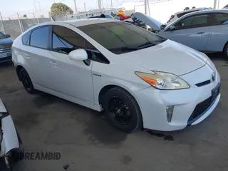 2014 Toyota Prius Four with VIN JTDKN3DUXE0365124, listed as a IAAI auction lot 42542179 with 189,407 mi miles and . Bid and sale history available at DreamBid. Image 1.