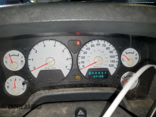 2007 Dodge 1500 SLT с VIN 1D7HU18287S123570, выставлен на аукционе Copart как лот 55432945 с пробегом 169 108 миль миль и Чистый • Clean title. История ставок и продаж доступна на DreamBid. Изображение 9.