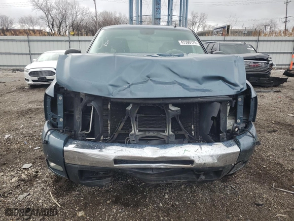 2011 Chevrolet Silverado 1500 LT with VIN 1GCRCSE06BZ303009, listed as a Copart auction lot 47390175 with 202,579 mi miles and Salvage Title. Bid and sale history available at carsss.com. Image 5.