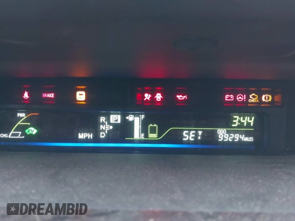 2017 Toyota Prius v Two with VIN JTDZN3EU2HJ061734, listed as a IAAI auction lot 41517072 with 99,294 mi miles. Bid and sale history available at carsss.com. Image 7.