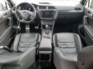 2020 Volkswagen Tiguan SEL Premium R-Line with VIN 3VV4B7AX8LM033024, listed as a Copart auction lot 77354494 with 127,247 mi miles and Salvage Title. Bid and sale history available at carsss.com. Image 8.